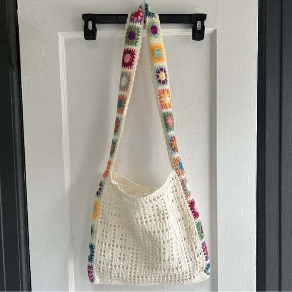 Bohemian Style Crochet Bag - Picture 3 of 6